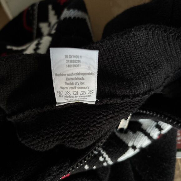 Gymboree Boys S 5/6 Black Holiday Snowflake Zipper Collar Knit Pullover SweaterD - Picture 6 of 6